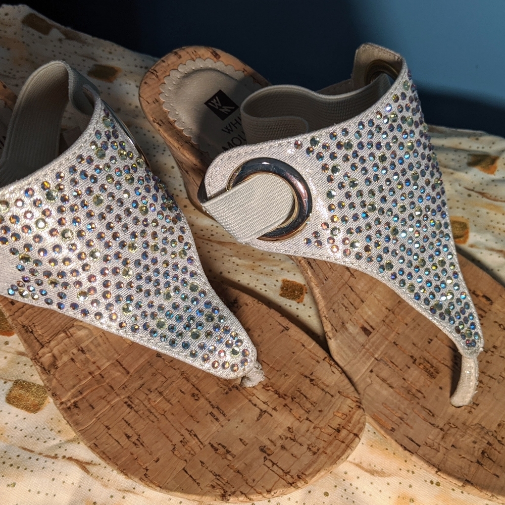 White Mountain brand sandals